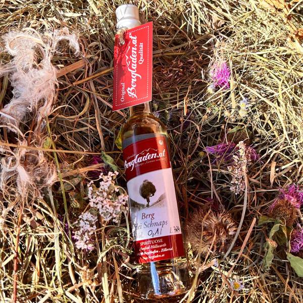 Heuschnaps aus Tirol